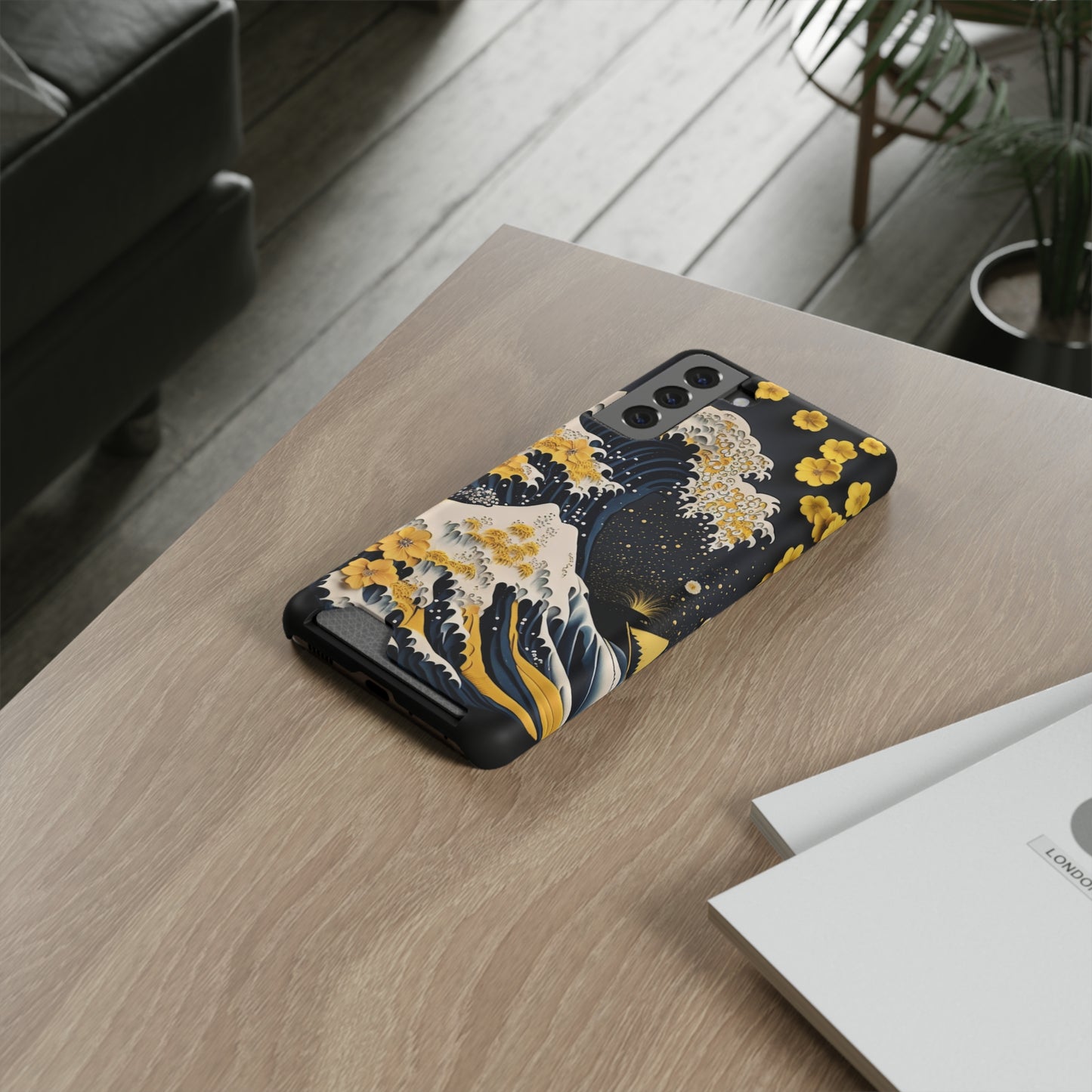 The Tourist Black Phone Case With Card Holder